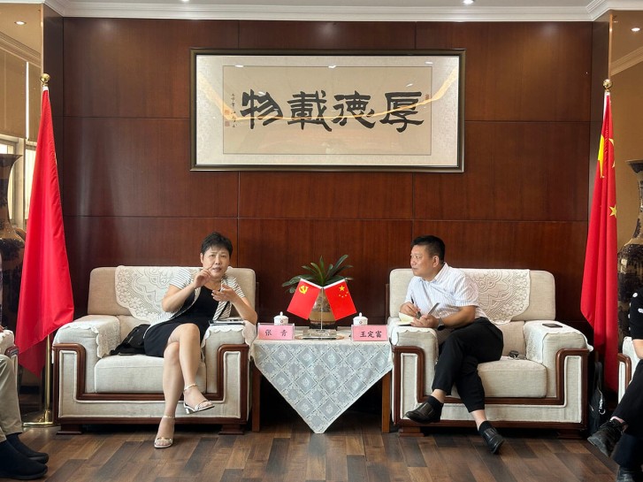 张青率队调研蛮寨林业集团