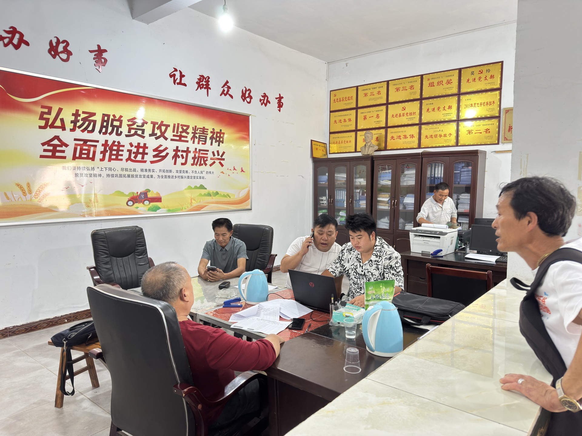 5da1c111a698bedaecf9ed563527164